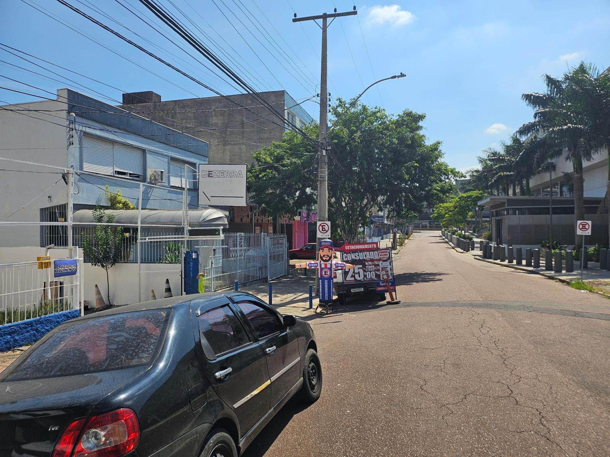 Consulado Americano Apartamento 50 Metros Da Entrada Para Visto Consulado Eua Porto Alegre Com Garagem المظهر الخارجي الصورة